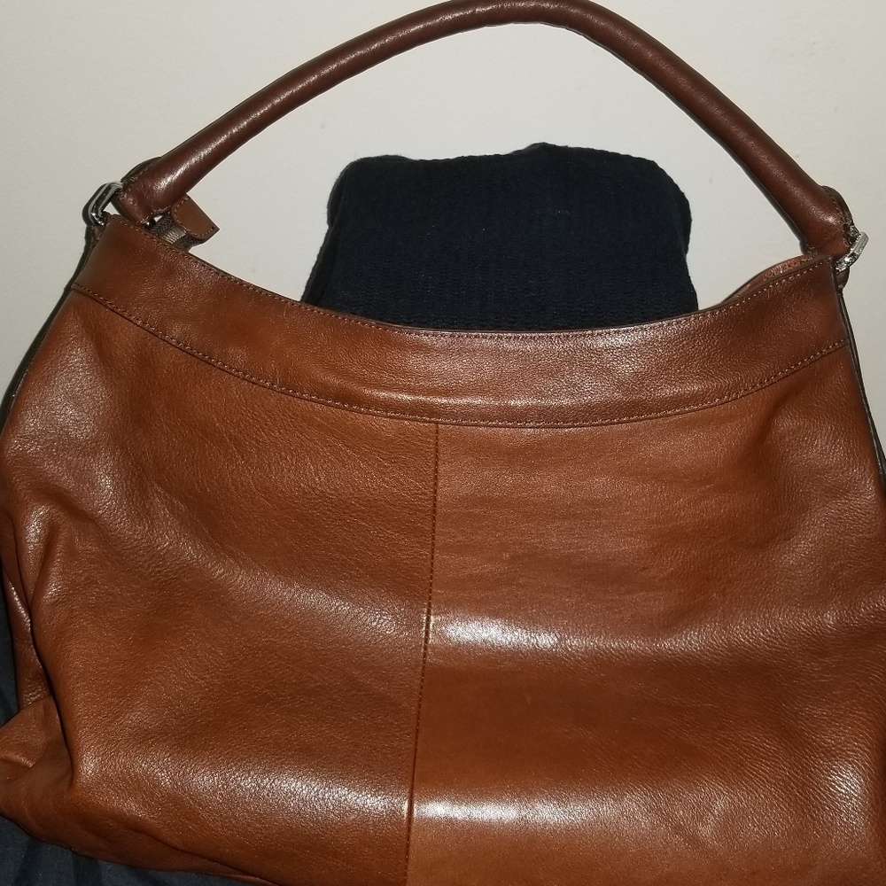Handbag - Picture 2 of 5